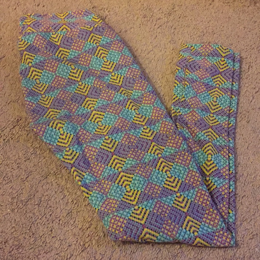 Lularoe geometric print leggings OS